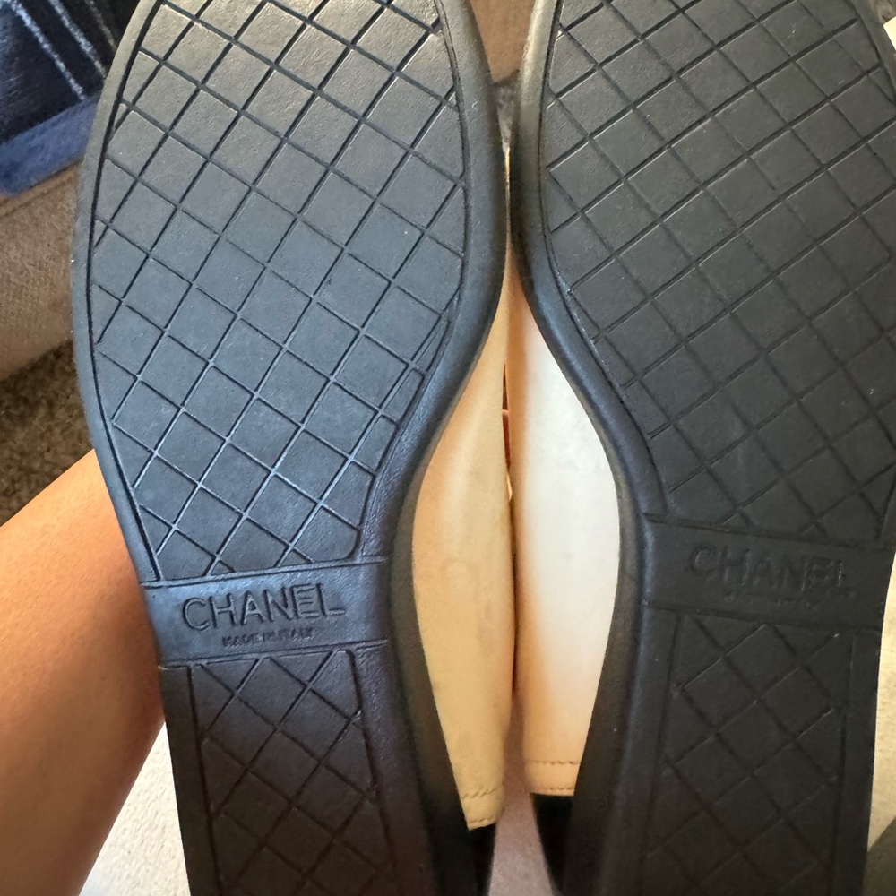 Chanel shoes - Picture 4 of 5